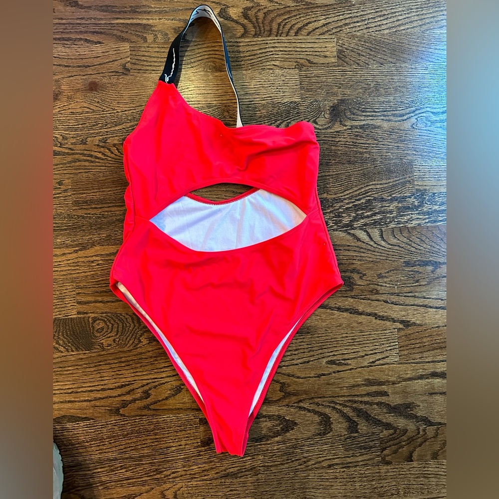 Women’s BooHoo One Pice Swimsuit